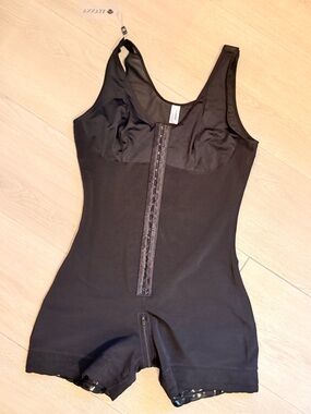 YIANNA Black Shapewear Bodysuit NWT faja colombiana 2XL